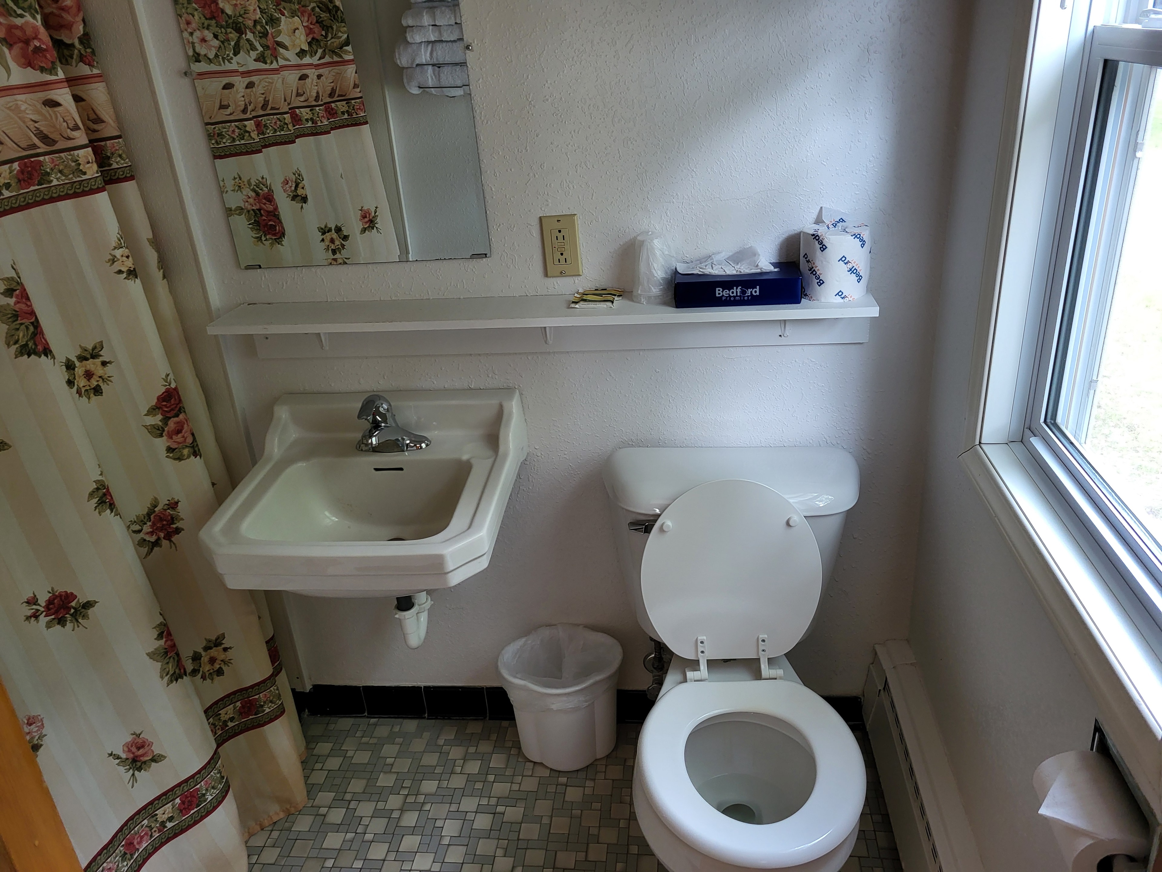 Pine Wood Motel Room 4 — workspace area